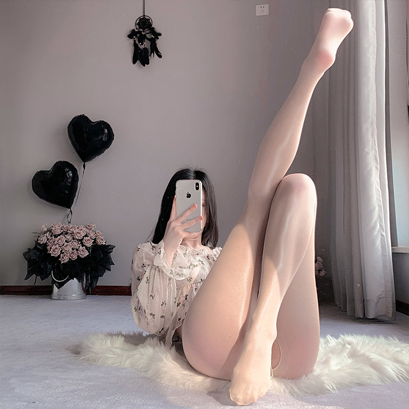 Sexy oily Shiner stockings women's black silk oily socks open-end emotional uniform easy-to-tear sexy temptation open crotch device love underwear